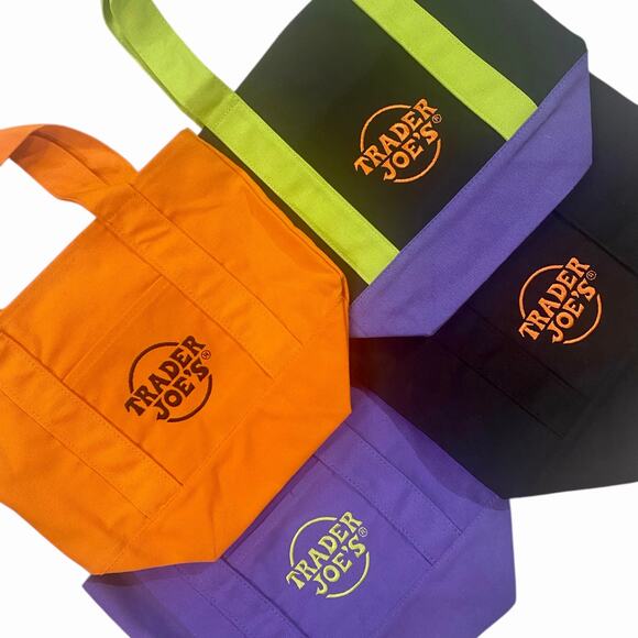 Set of 4 Collector's Limited Edition Trader Joe's Mini Halloween Canvas Totes - Picture 3 of 5
